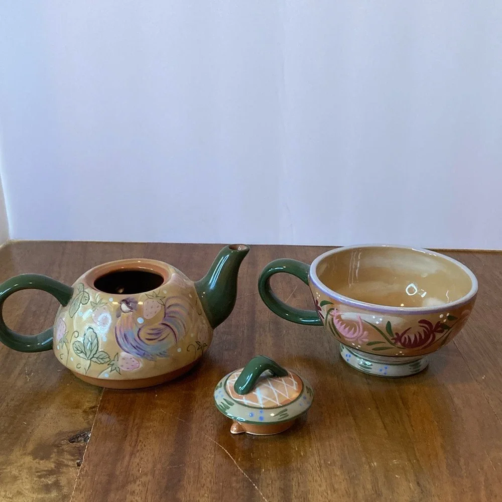 Zrike Dana Cullen Hand Painted Nesting Teapot‎ Rooster Floral Print Green Tan